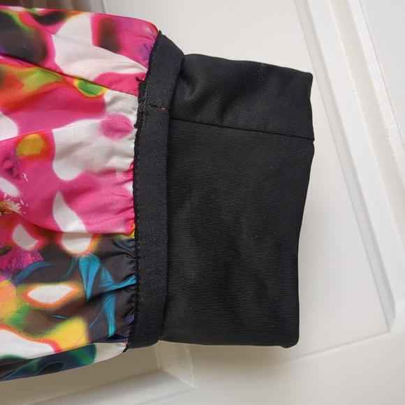 Adidas Lightweight Hooded Kangaroo Pocket Adjustable Waist Pullover Jacket - Picture 5 of 9